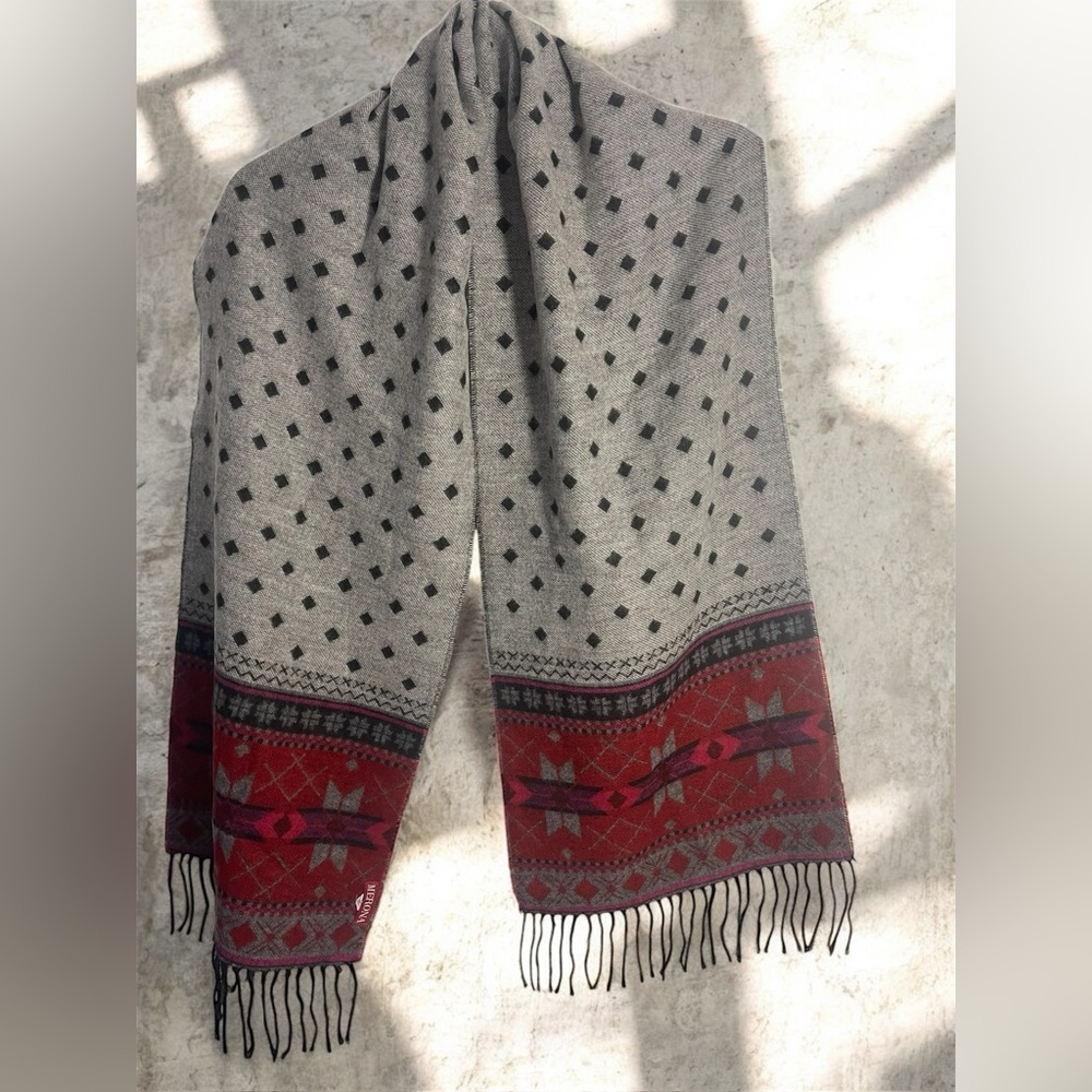 Merona Gray and Red Geometric Reversible Scarf